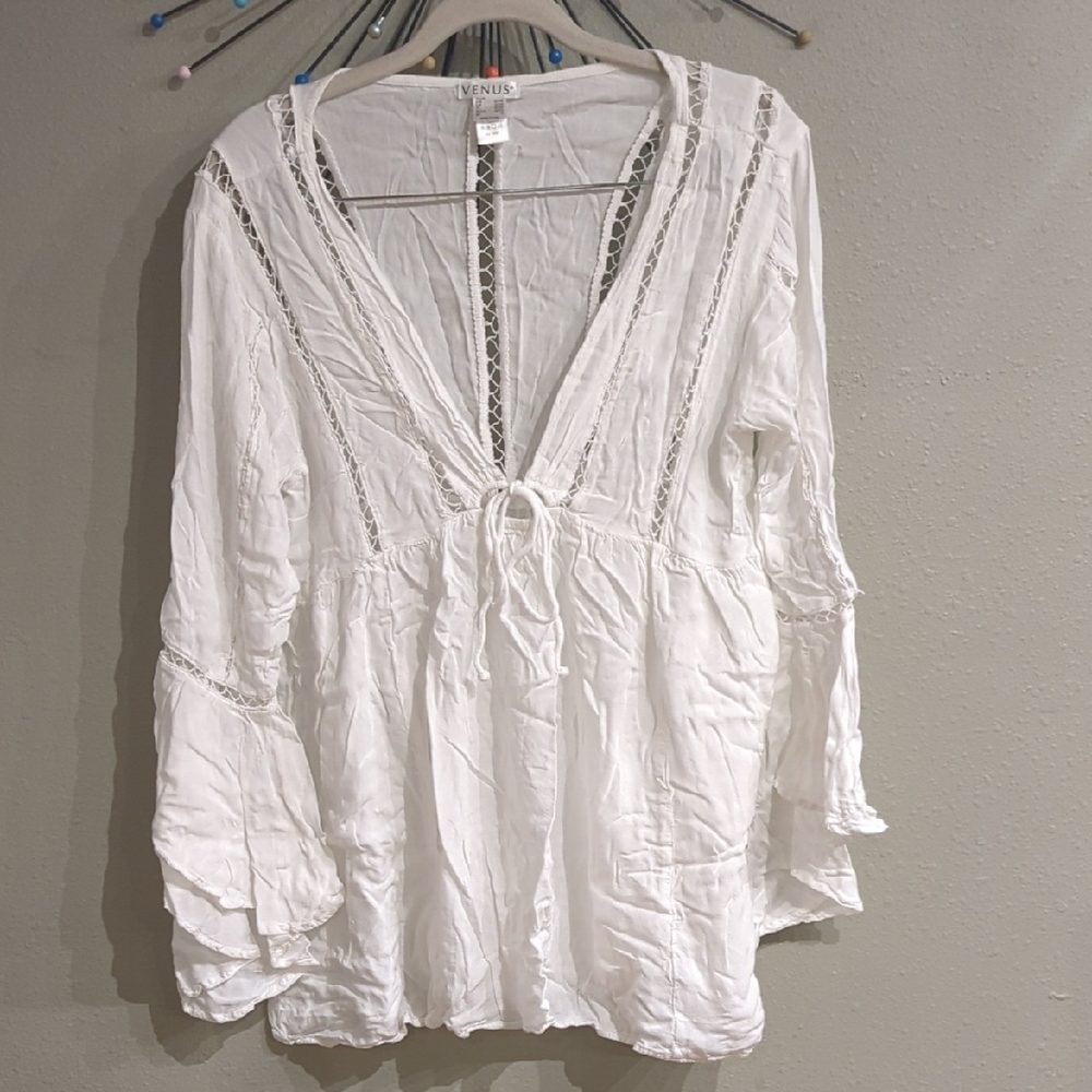 Venus Boho Top V neck Bell Sleeve Size XL White Swim Cover Vacation Beachy